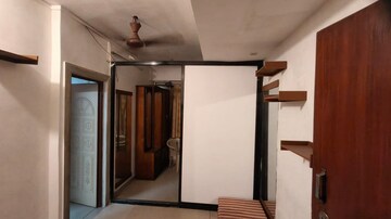 Bedroom in 1 BHK Apartment at Bandra West – for Rent