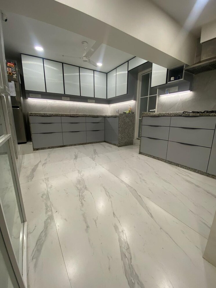 Kitchen, khar west 4 Bedroom 3500 Sq.Ft. Villa In Khar West Mumbai 9523495