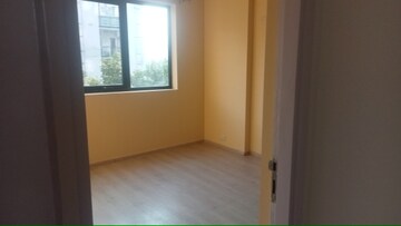 Room in 2 BHK Apartment at Ireo Skyon, Sector 60 – for Rent