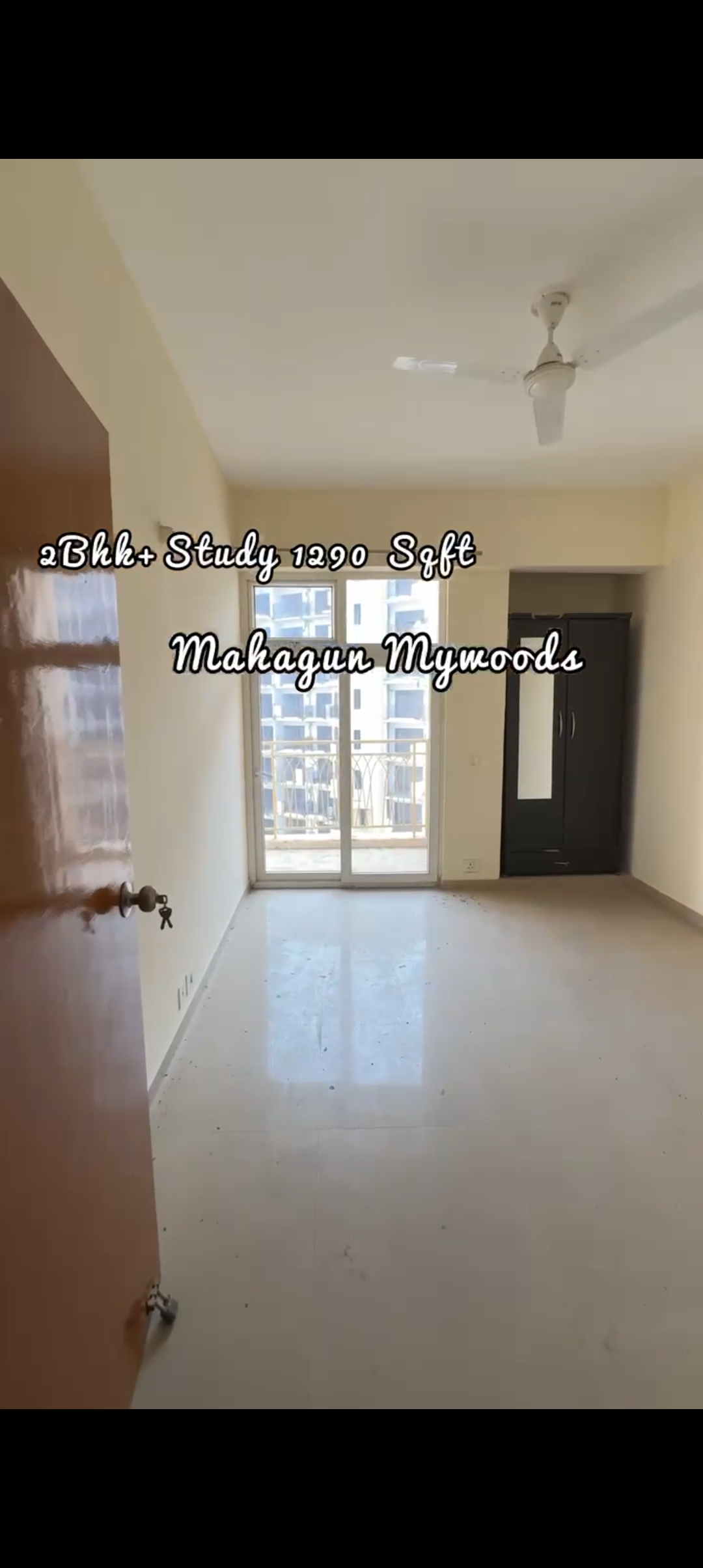 2.5 BHK + Study Room Apartment For Rent in Mahagun Mywoods