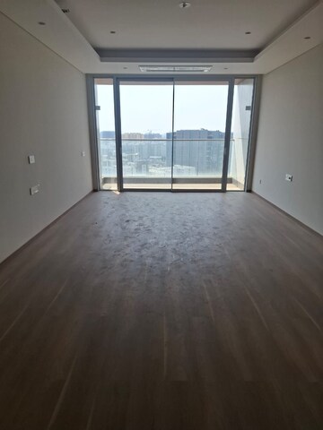 Room in 2 BHK Apartment at Kohinoor Zen Estate, Kharadi – for Rent