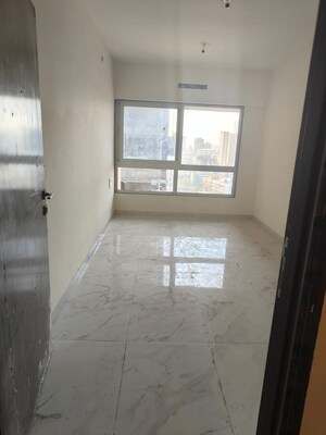 Room in 1 BHK Apartment at New Vivek CHS, Goregaon West – for Sale