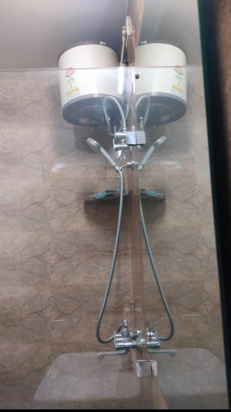 undefined, chittaranjan park Commercial Office Space 1200 Sq.Ft. In Chittaranjan Park Delhi 9523748