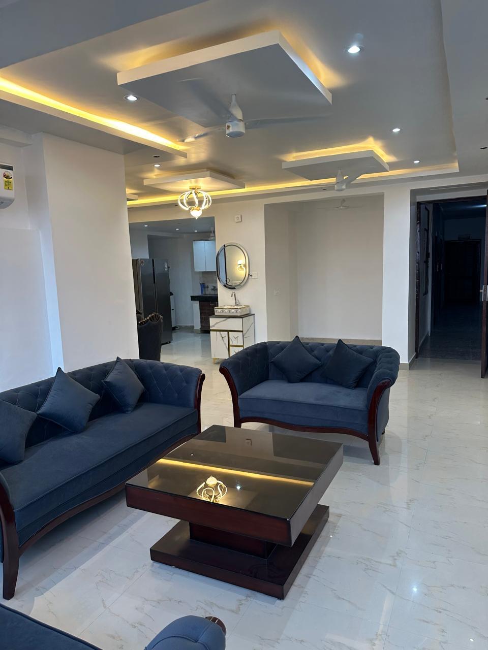 3 BHK + Extra Room Apartment For Rent in Maya Garden City