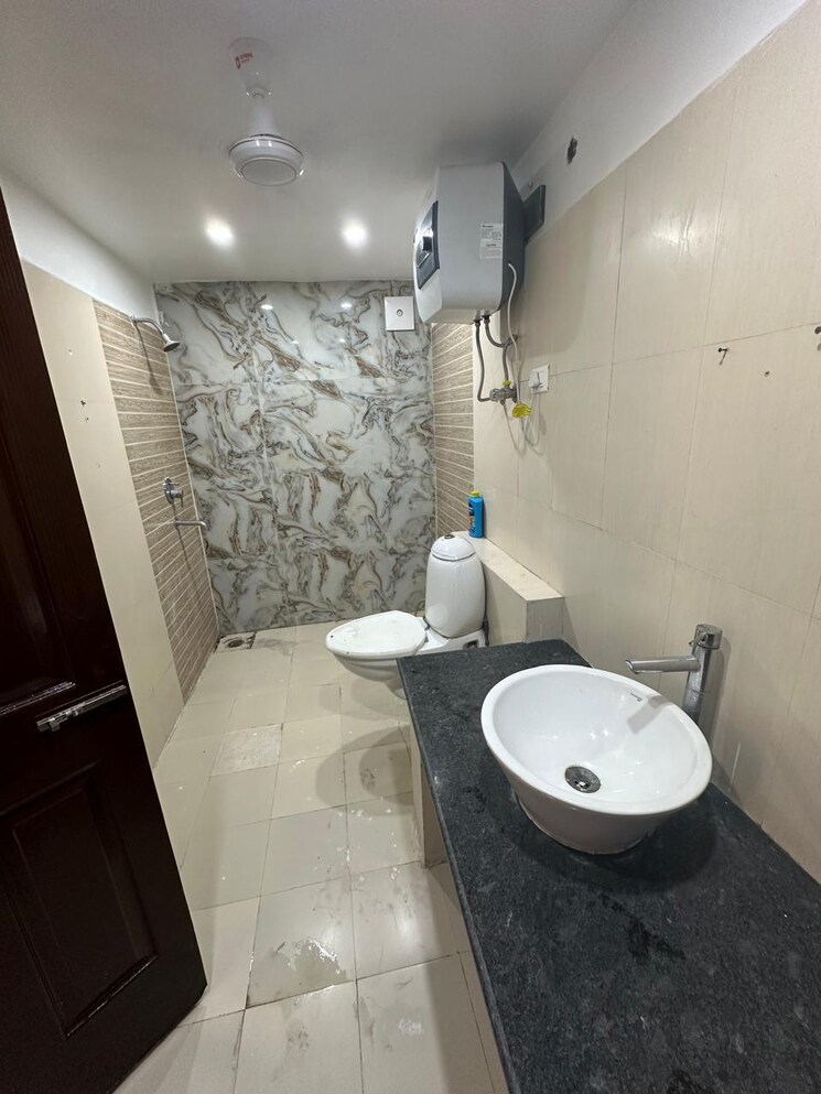 Team Area, maya-garden-city 3 Bedroom 1730 Sq.Ft. Apartment In Lohgarh Zirakpur 9523767