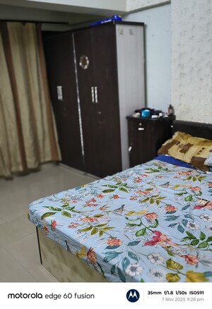 Bedroom in 2 BHK Apartment at Trupti CHS Chembur, Chembur – for Rent