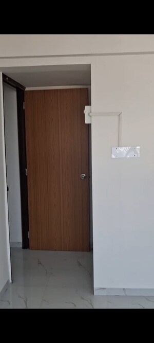 Furnished Amenities in 1 BHK Apartment at The Baya Central, Lower Parel – for Rent