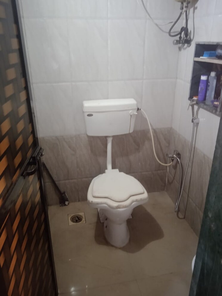 Bathroom, devika-towers 1 RK 550 Sq.Ft. Apartment In Collectors Colony Mumbai 9524040