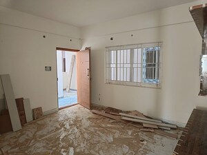 Room in 3 BHK Apartment at Kaggadasapura – for Rent