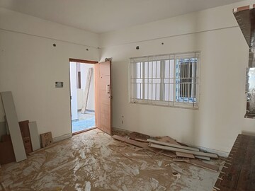 Room in 3 BHK Apartment at Kaggadasapura – for Rent