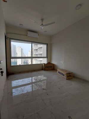 Room in 3 BHK Apartment at Sahakar Revanta, Goregaon West – for Rent