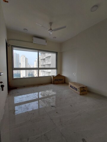 Room in 3 BHK Apartment at Sahakar Revanta, Goregaon West – for Rent