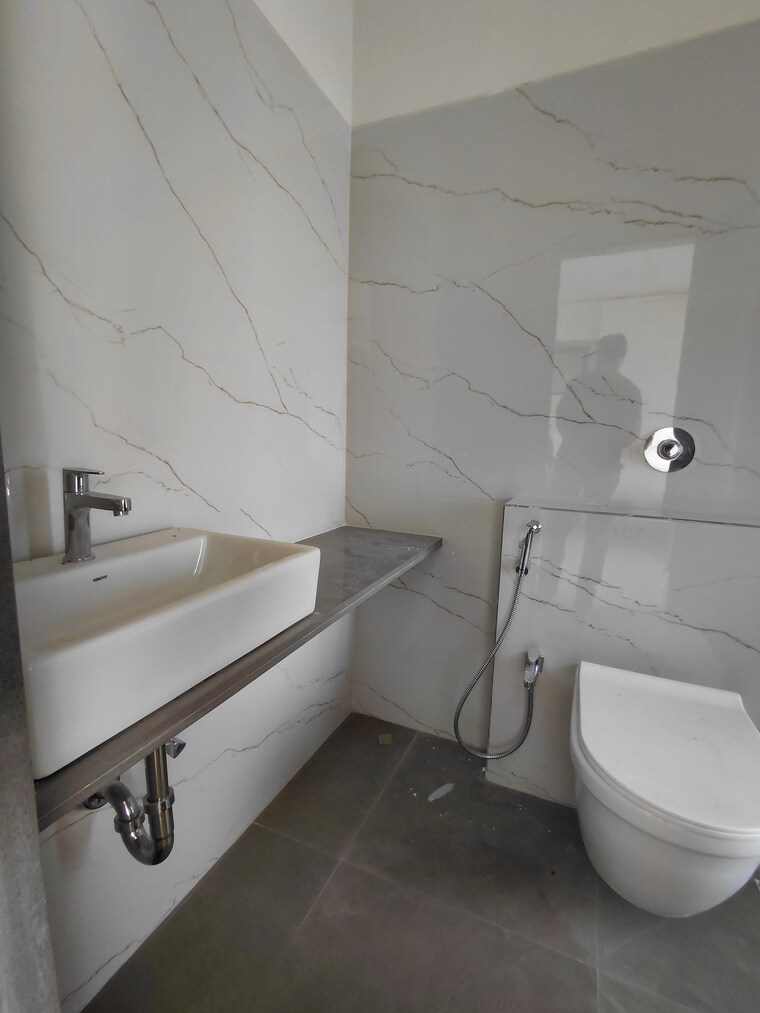 Bathroom, sahakar-revanta 3 Bedroom 1005 Sq.Ft. Apartment In Goregaon West Mumbai 9524036