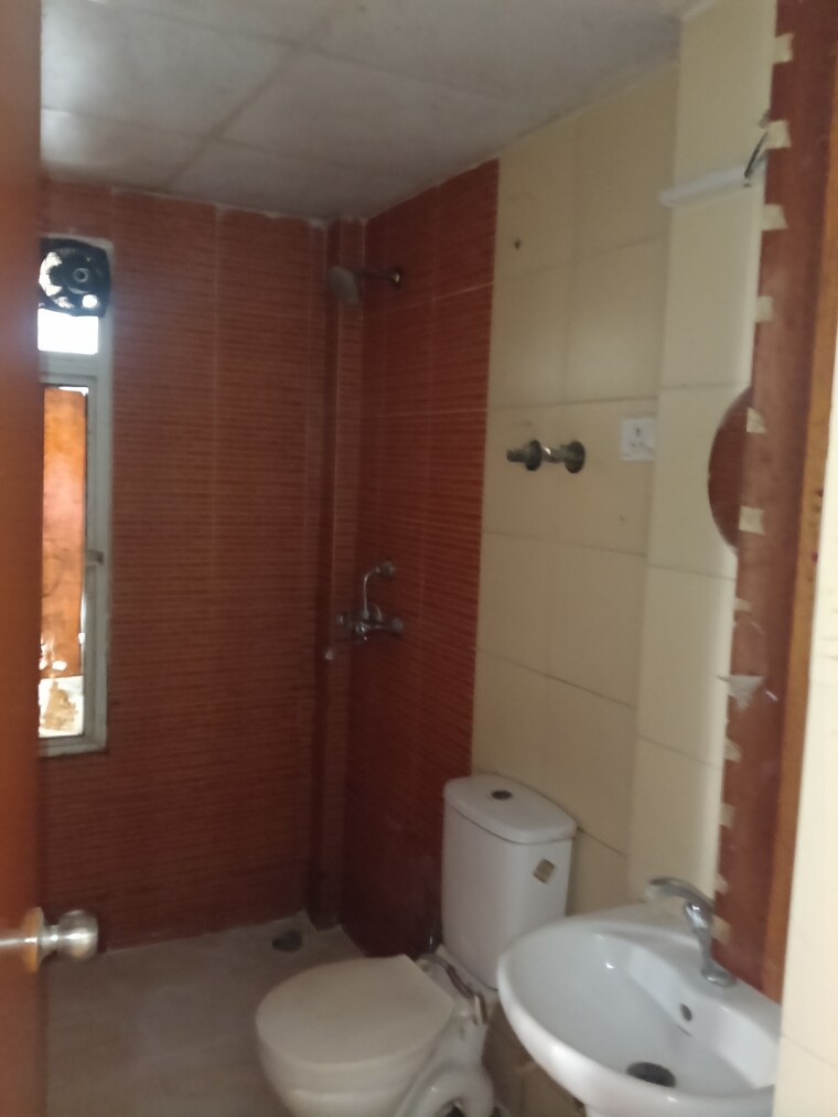 Bathroom, exotica-dreamville 3 Bedroom 1340 Sq.Ft. Apartment In Sector 16c Greater Noida Greater Noida 9524520