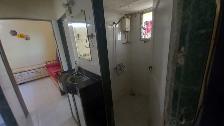 Bathroom, sankalp-sahanivas 1 Bedroom 500 Sq.Ft. Apartment In Goregaon East Mumbai 9524034