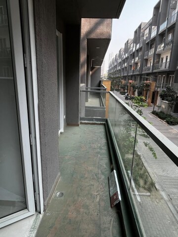 Balcony in 3 BHK Builder Floor at Smart World Orchard, Sector 61 – for Sale
