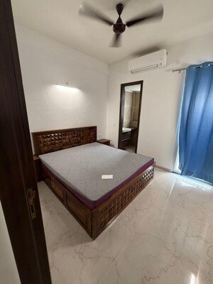 Bedroom in 3 BHK Builder Floor at Smart World Orchard, Sector 61 – for Sale