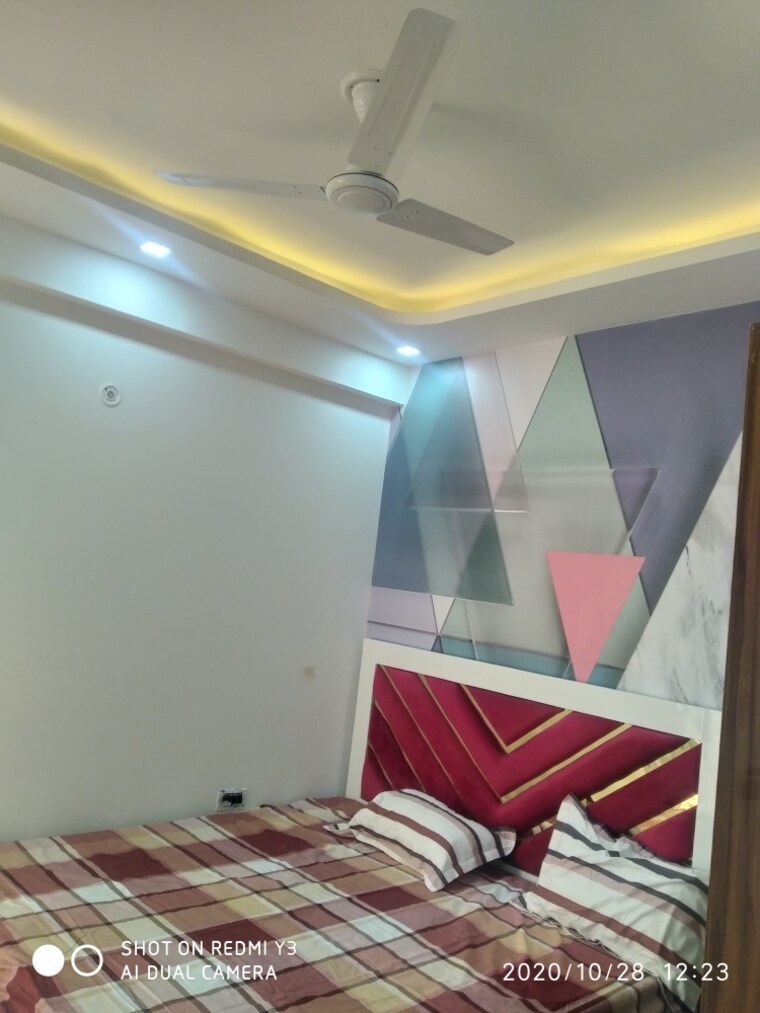 Room, sector 121 2 Bedroom 1175 Sq.Ft. Builder Floor In Sector 121 Noida 9524379