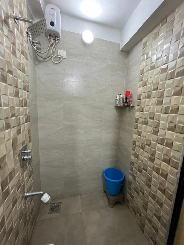 Bathroom, bandra west 2 Bedroom 700 Sq.Ft. Apartment In Bandra West Mumbai 9524203