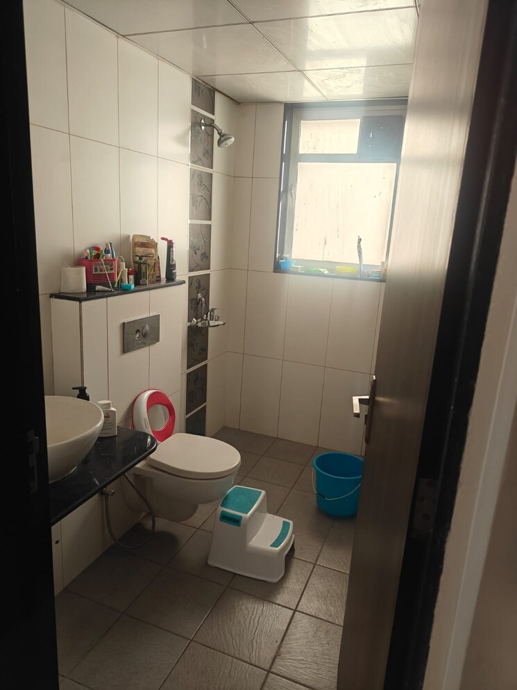 Bathroom, kolte-patil-24k-sereno 2 Bedroom 1250 Sq.Ft. Apartment In Baner Pune 9524231