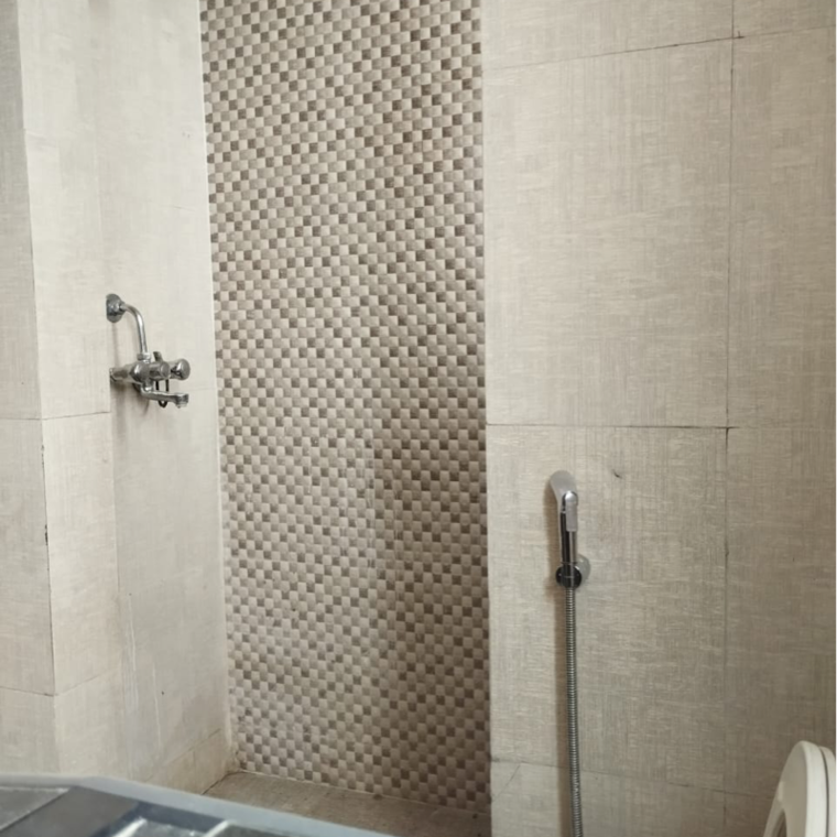 Bathroom, aditya-urban-homes 1 Bedroom 585 Sq.Ft. Apartment In Shahpur Bamheta Ghaziabad 9524320