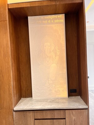 Room in 4 BHK Builder Floor at Unitech Escape, Sector 50 – for Sale