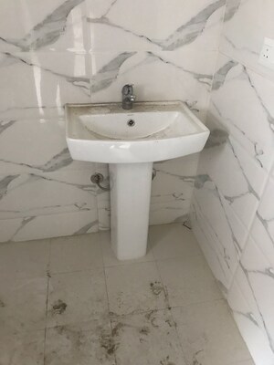 Bathroom in 3 BHK Apartment at SKA Metro Ville, Eta Ii Greater Noida – for Sale