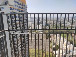 2 BHK Apartment – Exterior View View at Amanora Gold Towers, Hadapsar - for Rent