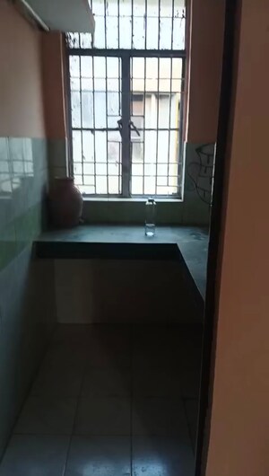 Kitchen in 1.5 BHK Apartment at Sector 10 Greater Noida – for Rent