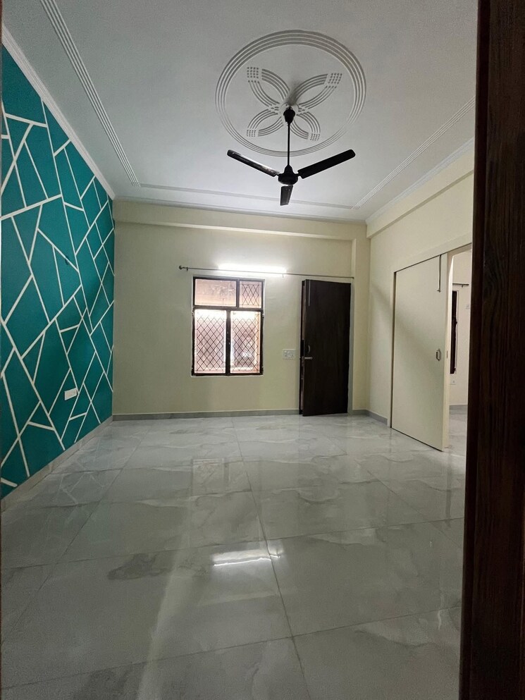 Bathroom, chattarpur 2 Bedroom 850 Sq.Ft. Builder Floor In Chattarpur Delhi 9524489