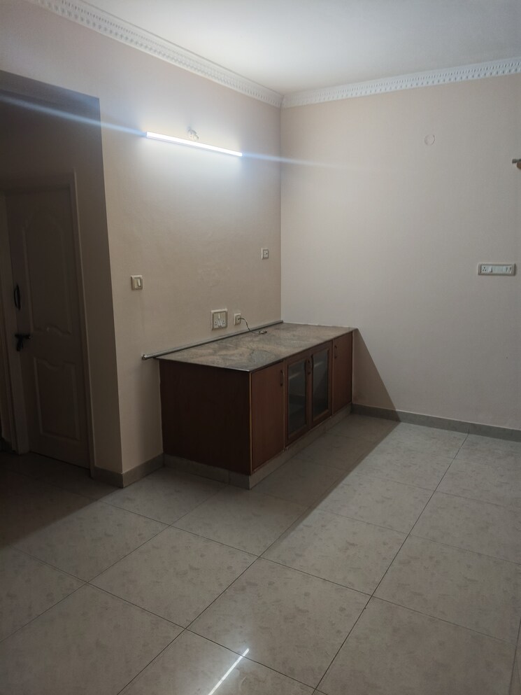 Room, krishna-residency-kadubeesanahalli 2 Bedroom 1300 Sq.Ft. Apartment In Kadubeesanahalli Bangalore 9524498