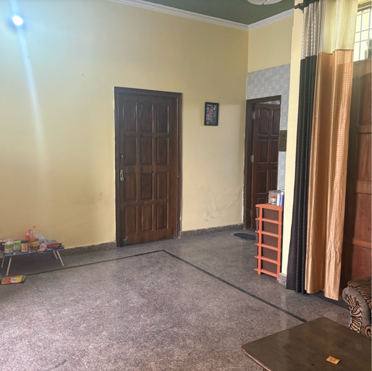 Room, sector 02 1 Bedroom 100 Sq.Ft. Penthouse In Sector 02 Bahadurgarh 9524704