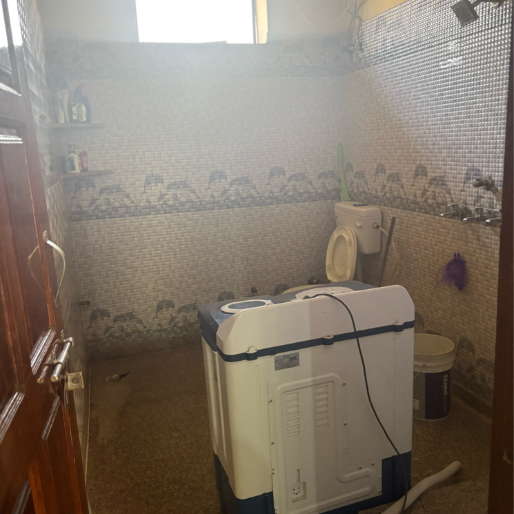 Bathroom, sector 02 1 Bedroom 100 Sq.Ft. Penthouse In Sector 02 Bahadurgarh 9524704