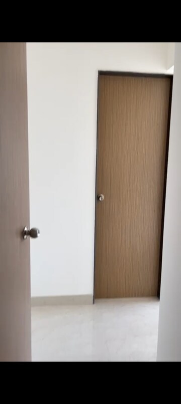 Furnished Amenities in 2.5 BHK Apartment at Baner – for Rent