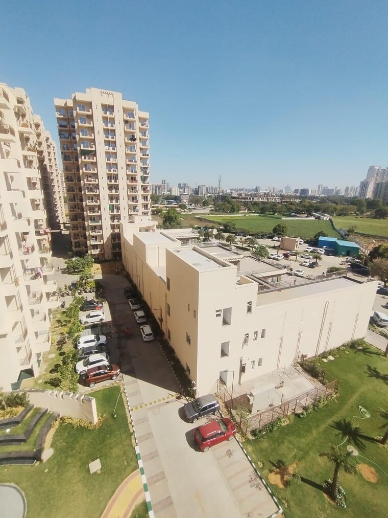 Exterior View, signature-orchard-avenue-2 2 Bedroom 680 Sq.Ft. Apartment In Sector 93 Gurgaon 9524909