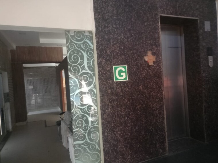 Living Room, strategic-royal-court 3 Bedroom 990 Sq.Ft. Apartment In Sector 16 Greater Noida Greater Noida 9524903