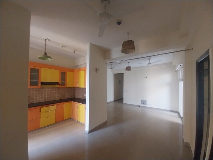 Room, sector 16c greater noida 3 Bedroom 1538 Sq.Ft. Builder Floor In Sector 16c Greater Noida Greater Noida 9524986