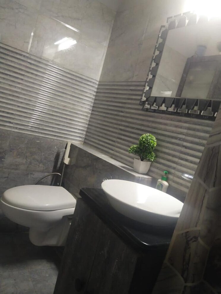 Bathroom, sethia-grandeur 2 Bedroom 664 Sq.Ft. Apartment In Bandra East Mumbai 9524911