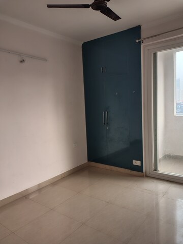 Furnished Amenities in 2.5 BHK Apartment at Amrapali Riverview, Amrapali Leisure Valley – for Rent