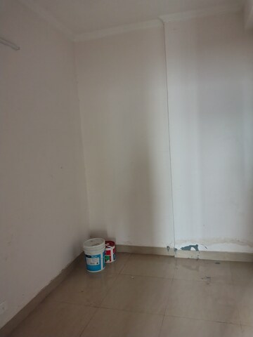 2.5 BHK Apartment For Rent in Amrapali Riverview, Amrapali Leisure Valley