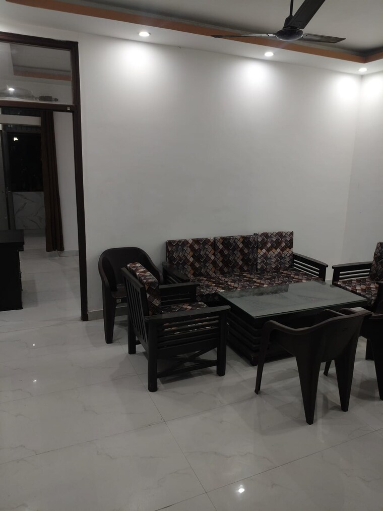 Living Room, lajpat nagar 4 1.5 Bedroom 600 Sq.Ft. Apartment In Lajpat Nagar 4 Delhi 9525186