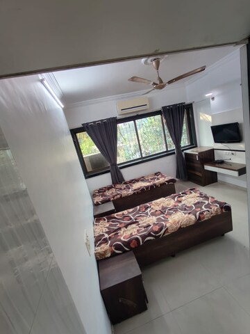 Room in  Pg at Borivali East – for Rent