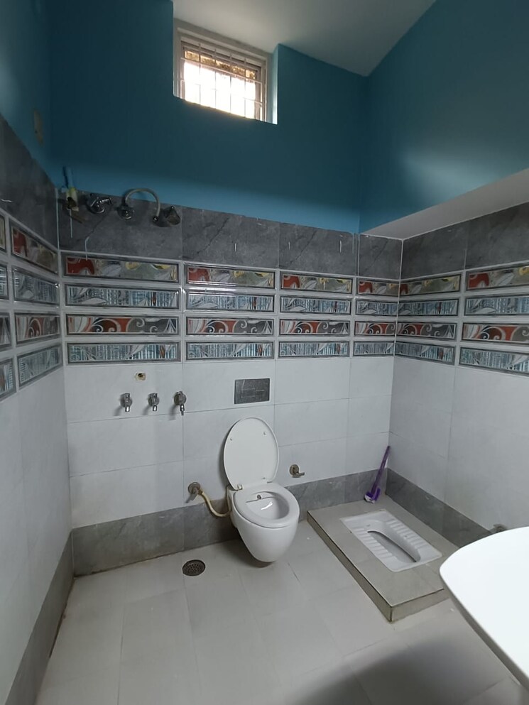 Master Bedroom, kargi 4 Bedroom 2100 Sq.Ft. Independent House In Kargi Dehradun 9525280