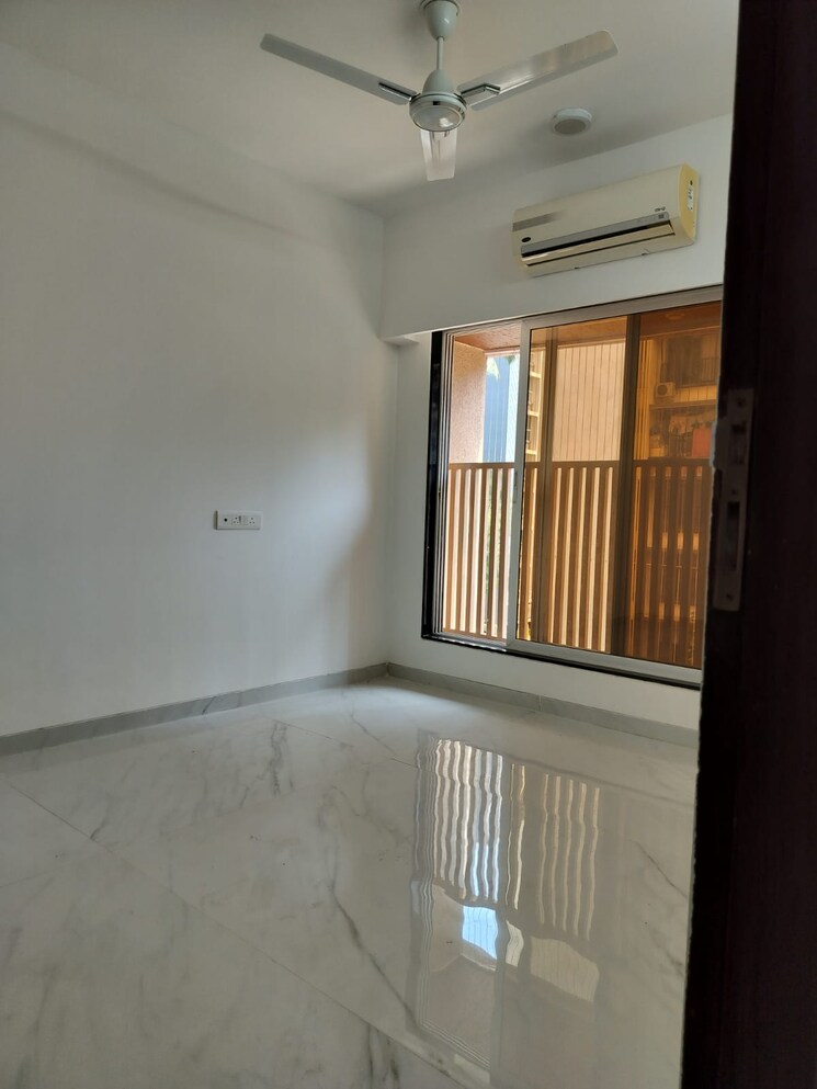 Room, nehru-nagar-sharada-chs 2 Bedroom 650 Sq.Ft. Apartment In Kurla East Mumbai 9525227