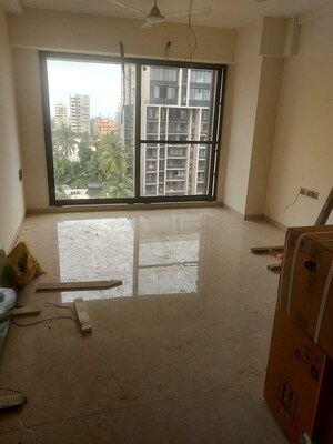 Room in 3 BHK Apartment at S Raheja Panorama, Santacruz West – for Sale