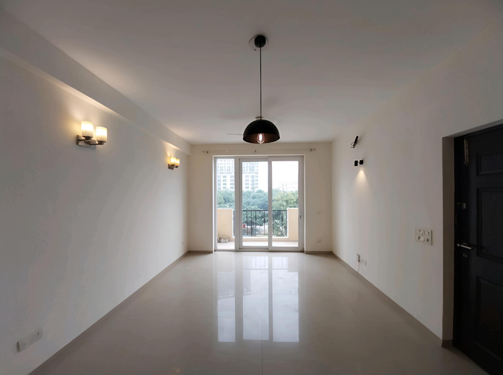 3 BHK + Servant Room Apartment For Rent in Emaar MGF Emerald Hills