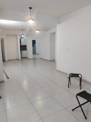 Room in 3 BHK Apartment at Sushma Valencia, International Airport Road – for Rent