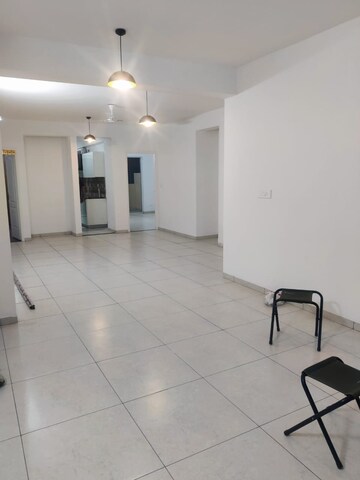 Room in 3 BHK Apartment at Sushma Valencia, International Airport Road – for Rent