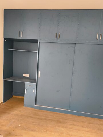 Furnished Amenities in 3 BHK Apartment at Tulip Yellow, Sector 69 – for Rent