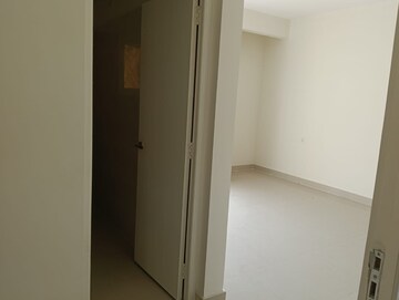 Room in 2 BHK Apartment at Pardos Okas Residency, Sushant Golf City – for Sale